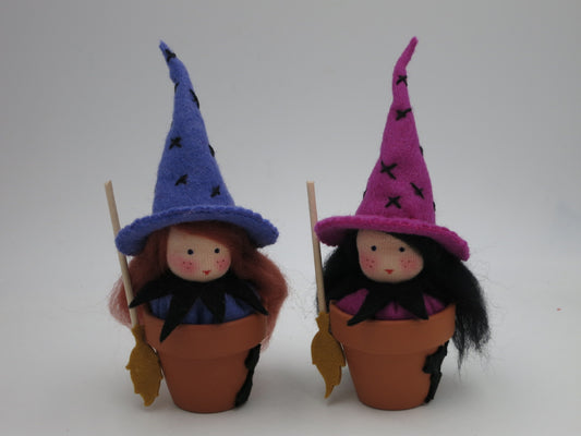 Hexentöpfchen - Halloween - Blumenkind für den Jahreszeitentisch - Waldorf - Art. HE64