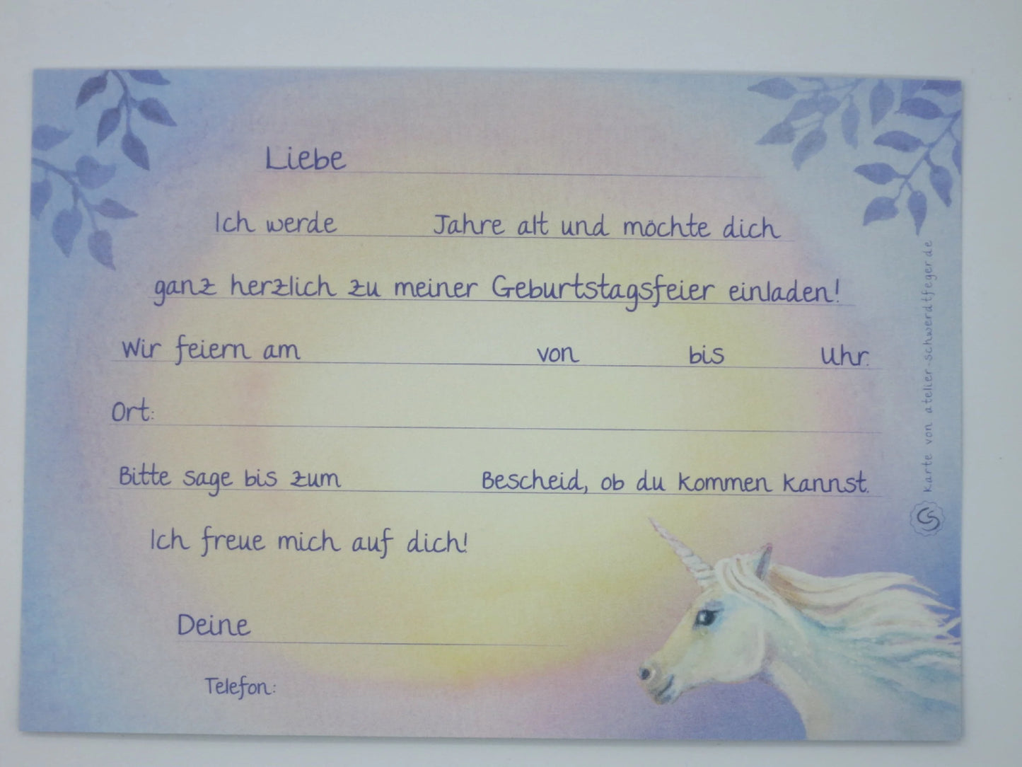 Rückseite der Einhorn-Einladungskarte mit Ausfüllformular für Datum, Uhrzeit und Ort – Einladungskarte GK30