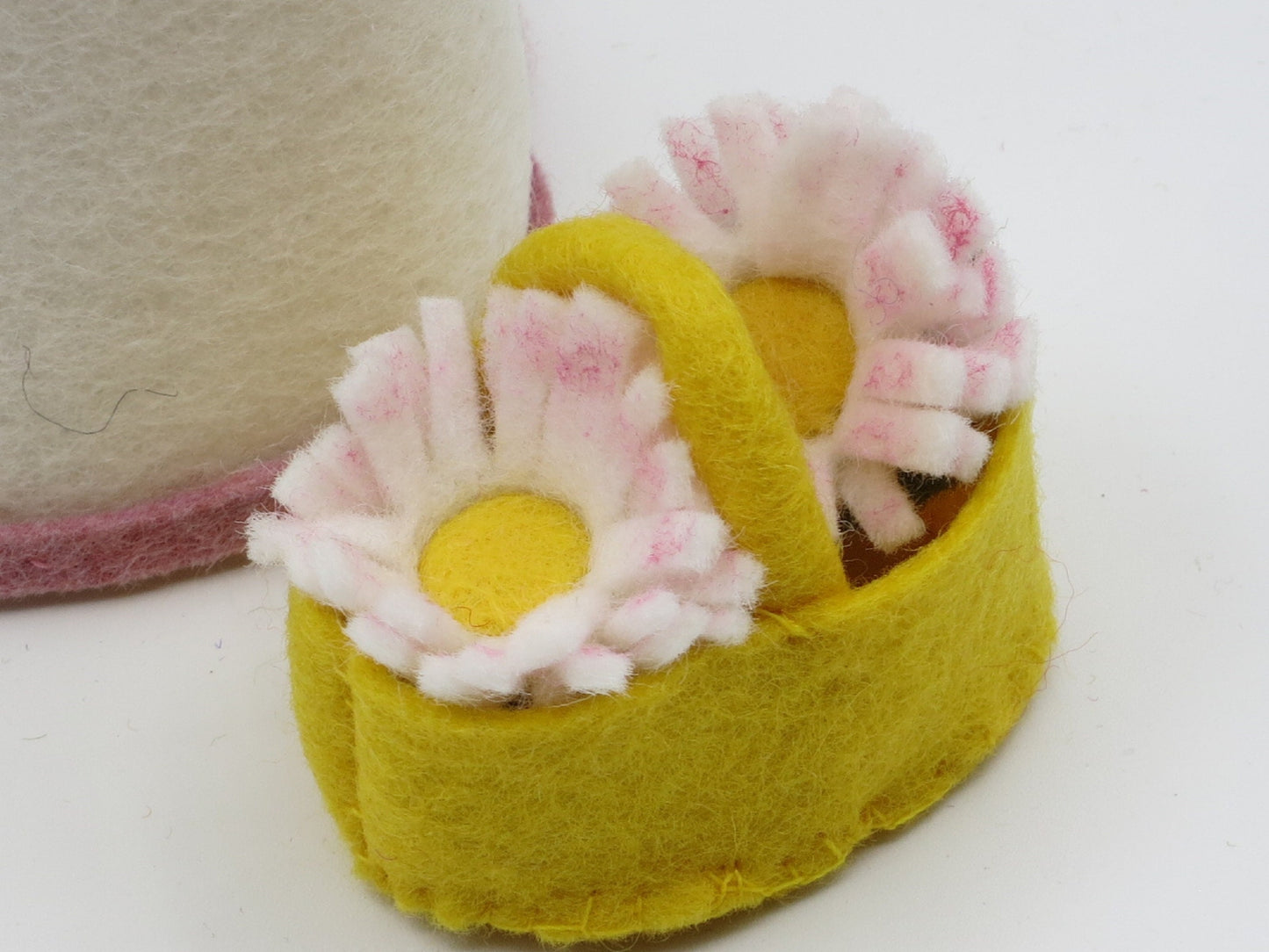 Gänseblümchen - handfefertigte Blumenkinder für den Jahreszeitentisch - Frühling - Sommer - Waldorf - Art. SO75