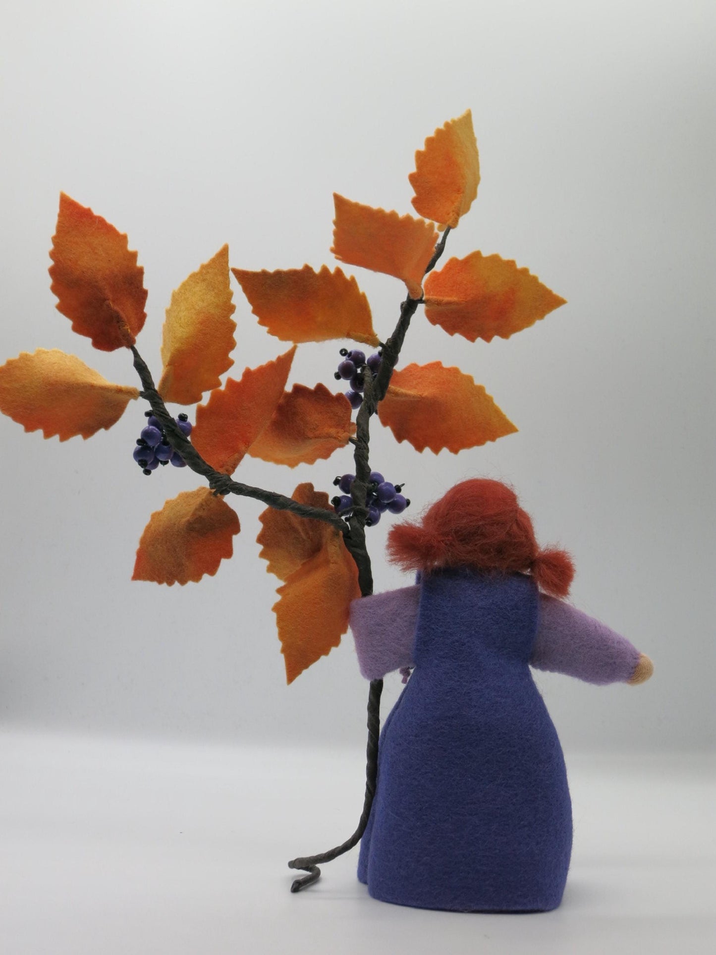Herbstlicher Liebesperlenstrauch - Schönfrucht -Blumenkind für den Jahreszeitentisch - Art. HE55