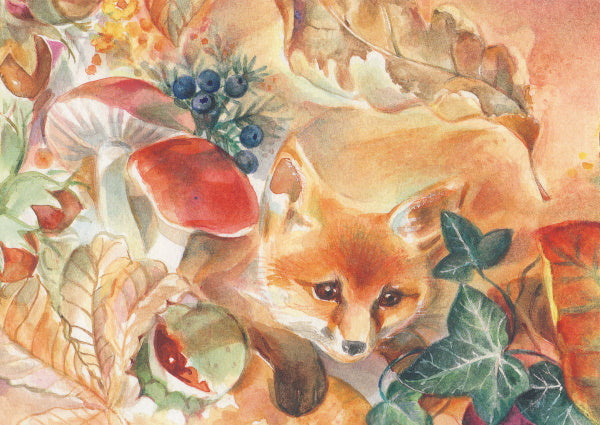 Fuchsjunges zwischen Herbstlaub und Fliegenpilz – Postkarte Der kleine Fuchs von Marie Laure Viriot