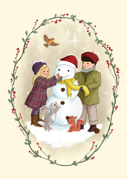 Postkarte Schneemann, Junge und Mädchen mit Schneemann, Hase und Eichhörnchen, illustriert von Belle & Boo