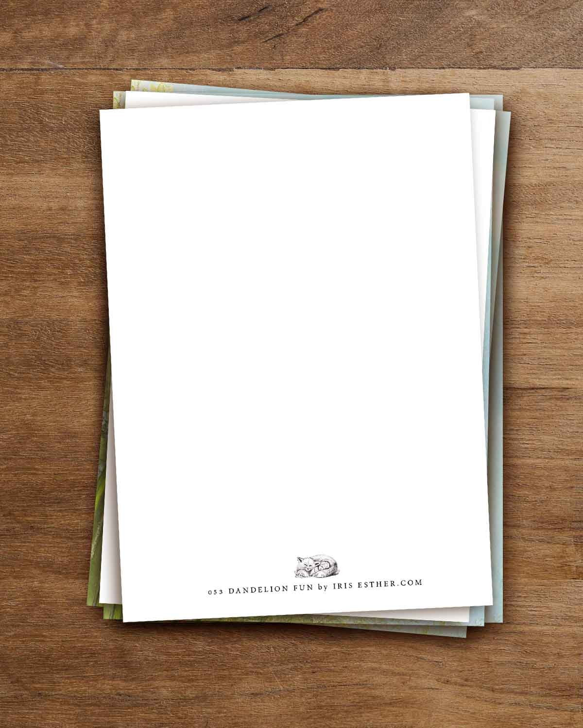 Spaß mit Löwenzahn - Postkarte von Iris Esther