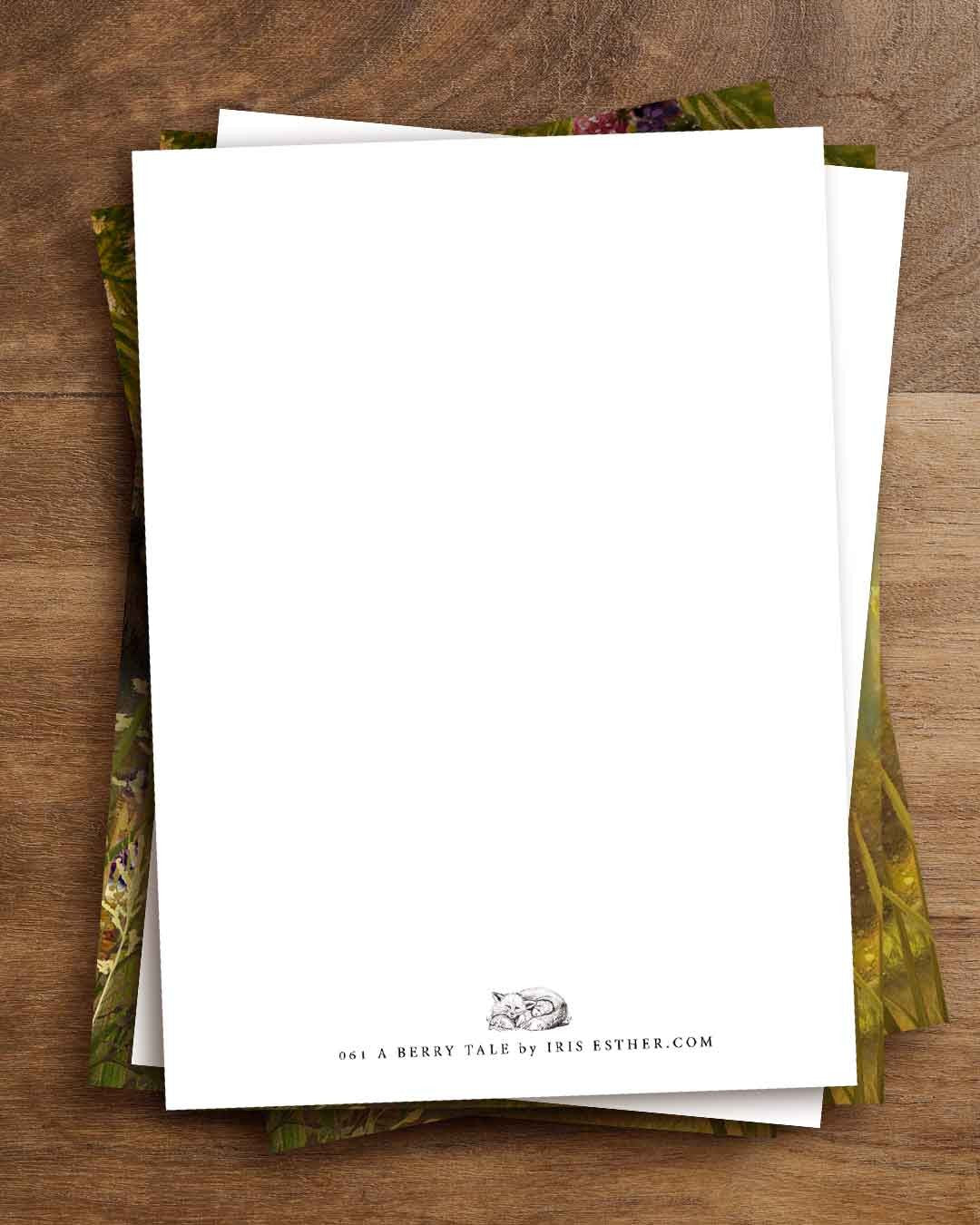 Berry Tale - Postkarte von Iris Esther