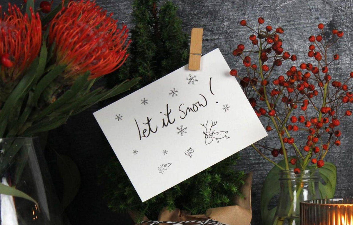 Let It Snow! - Postkarte von eDITION GUTE GEISTER