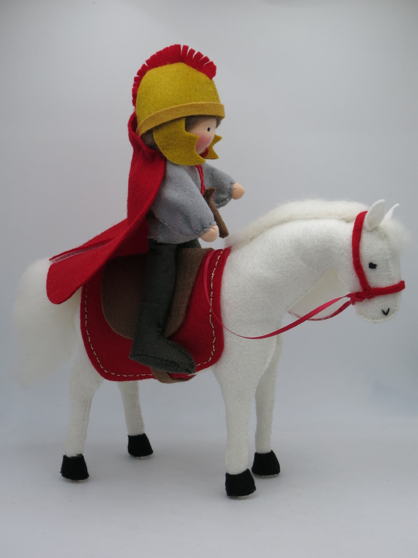 Sankt Martin mit Pferd - handgefertigtes Bumenkind - Art. HE66