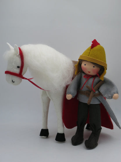Sankt Martin mit Pferd - handgefertigtes Bumenkind - Art. HE66