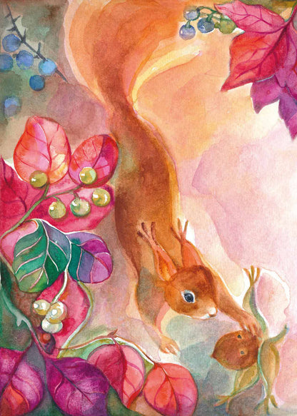 Postkarte Die Liebe von Marie Laure Viriot: Eichhörnchen klettert kopfüber zur Haselnuss, herbstliches Laub, Art. PKHE12