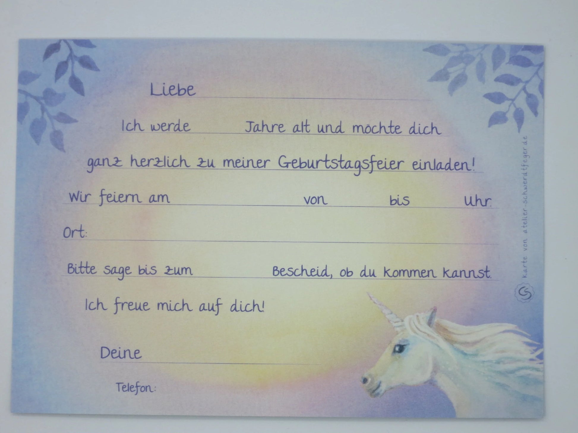 Rückseite der Einhorn-Einladungskarte mit Ausfüllformular für Datum, Uhrzeit und Ort – Einladungskarte GK30