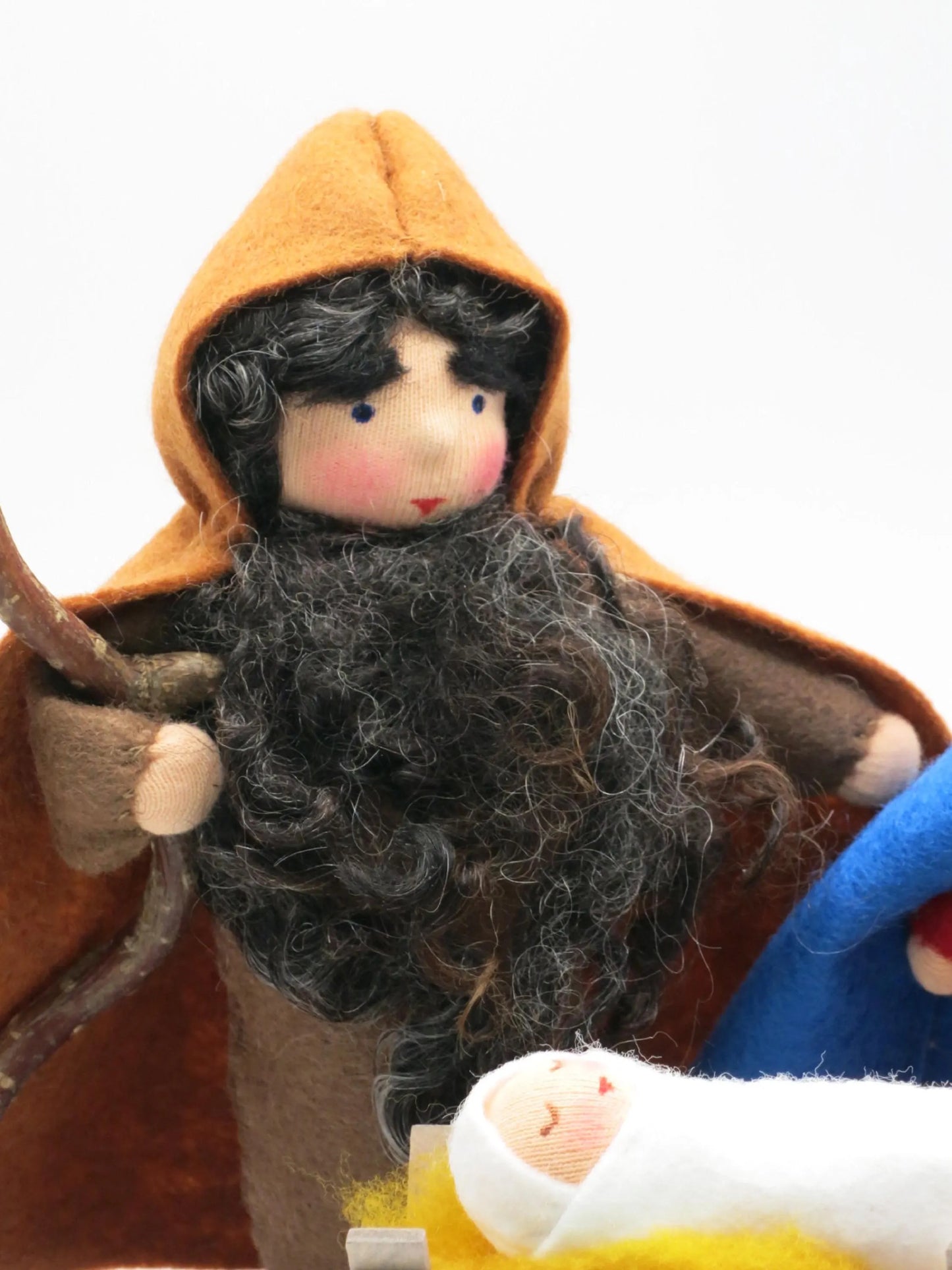 Maria Blumenkind mit blauem Kopftuch und rotem Gewand – Weihnachtskrippe Jahreszeitentisch, Art. WI24