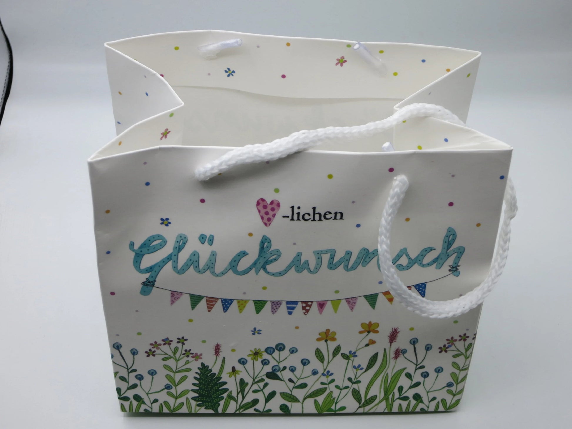 Herzlichen Glückwunsch Geschenktasche GP5 von Katja Jäger Detailansicht