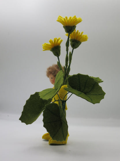 Huflattich-Junge - Blumenkind für den Jahreszeitentisch - handgmachte Blumenkinder - Art. FR62