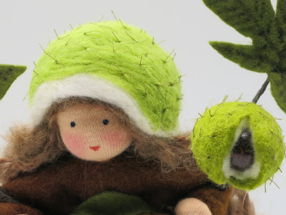 Kastanie - handgefertigtes Blumenkind - Art. HE6