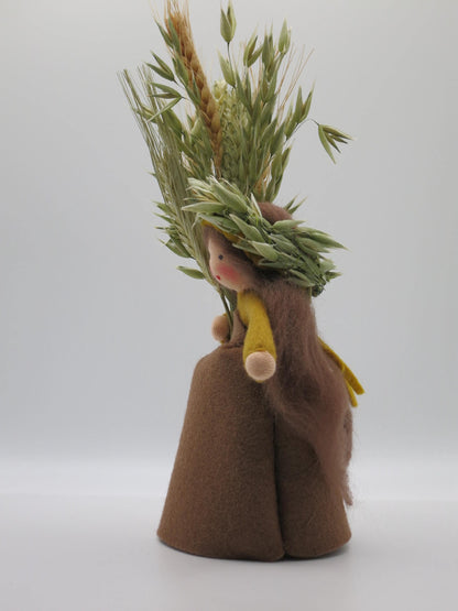 Getreidemädchen -  Blumenkind für den Jahreszeitentisch - Art. HE5