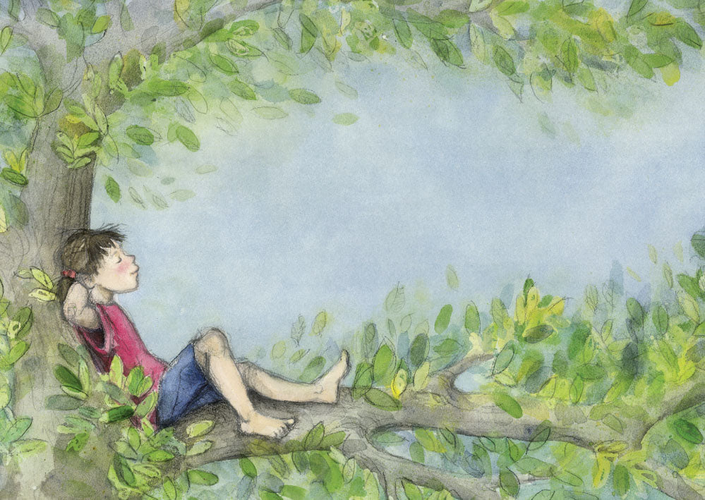 Waldorf Postkarte Kleine Pause von Sanne Dufft – Kind traeumt auf einem Baumast