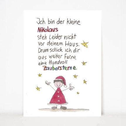 Nikolauskarte von Andrea Lienhart: handgeschriebener Vers „Ich bin der kleine Nikolaus steh leider nicht vor deinem Haus …“ über einem kleinen Nikolaus im roten Mantel mit goldgelben Sternen, Postkarte im Hochformat