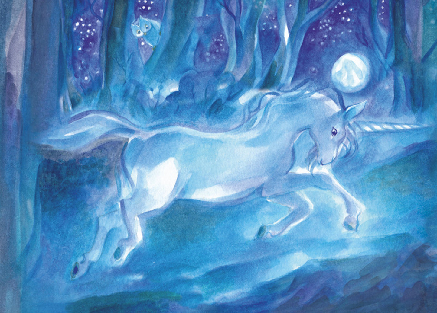 Postkarte Das Einhorn von Marie Laure Viriot: blaues Einhorn im nächtlichen Wald mit Eule und Vollmond