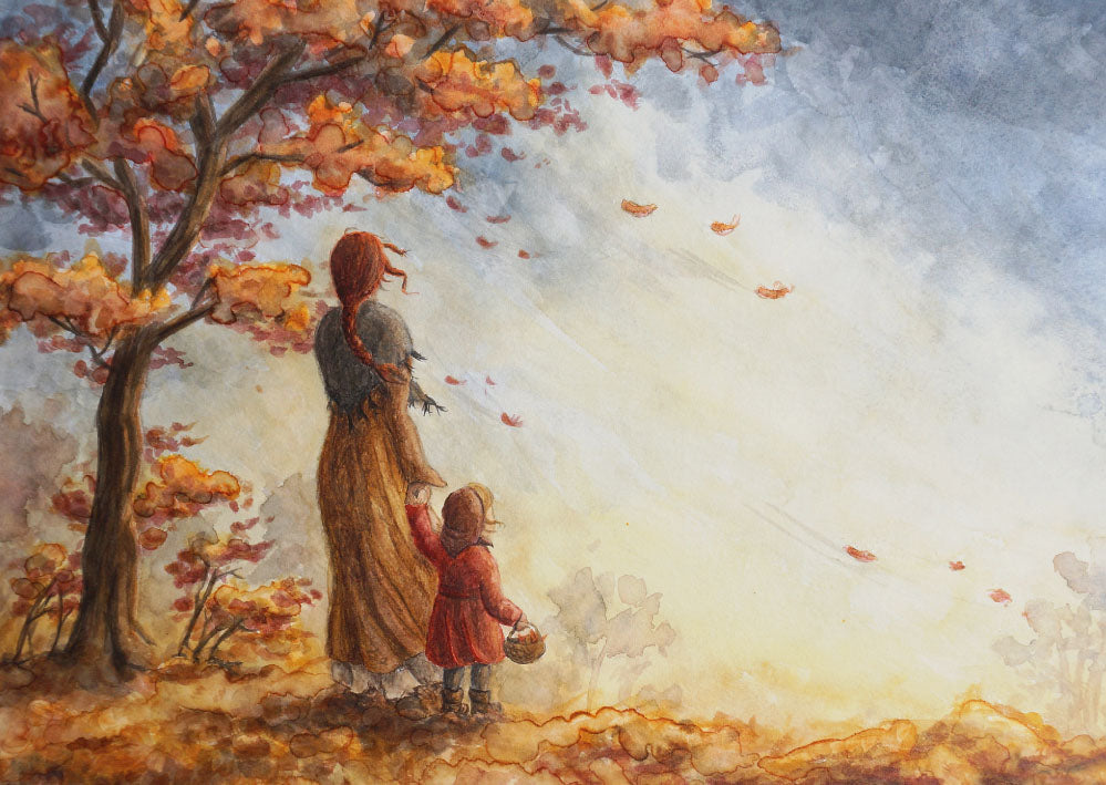 Mutter und Kind schauen fallenden Herbstblättern nach – Postkarte Herbstwind von Raphaela Köhler