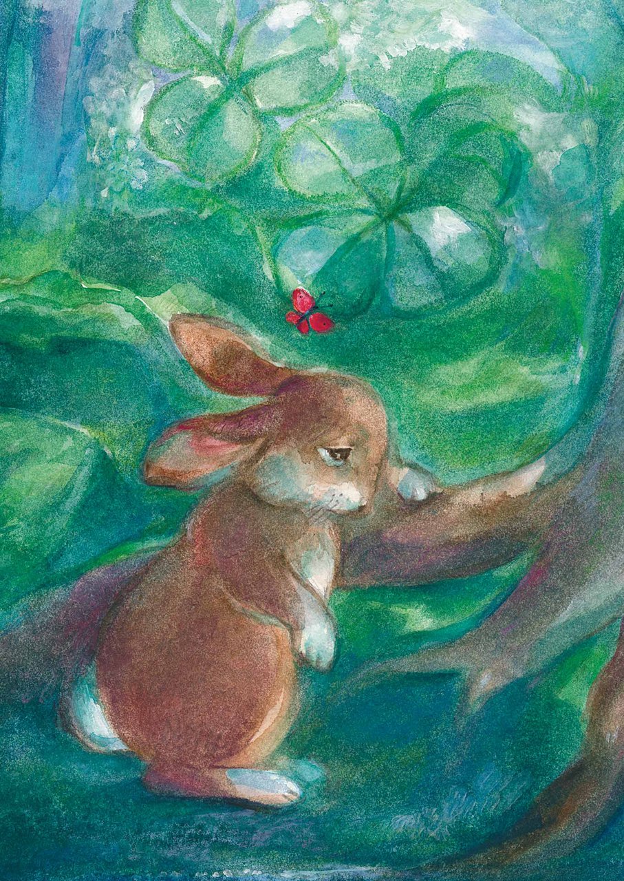 Waldorf Postkarte Trauriges Häschen von Marie Laure Viriot: Hase mit rotem Schmetterling und vierblättrigem Kleeblatt