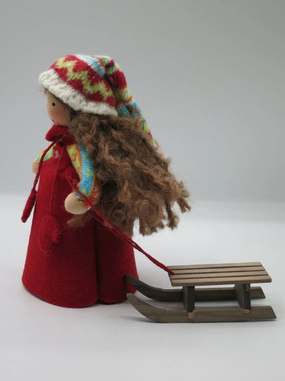 Schlittenmädchen Blumenkind Porträt mit gestrickter Zipfelmütze, Art. WI18