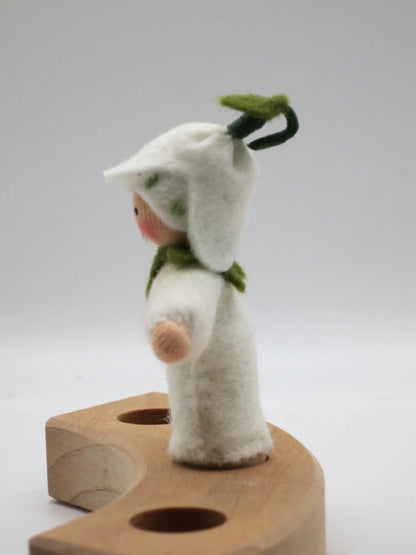 Schneeglöckchen-Stecker im Geburtstagsring aus Holz, Waldorf Jahreszeitentisch