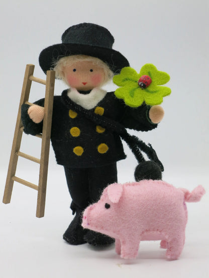 Schornsteinfeger Blumenkind neben dem Glückschwein-Blumenkind als Silvester-Duo, Art. WI34