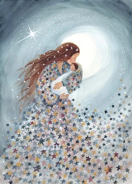 Postkarte Sternenliebe blau von Bijdehansje – Mutter mit Kind im Sternenkleid, PKWI277