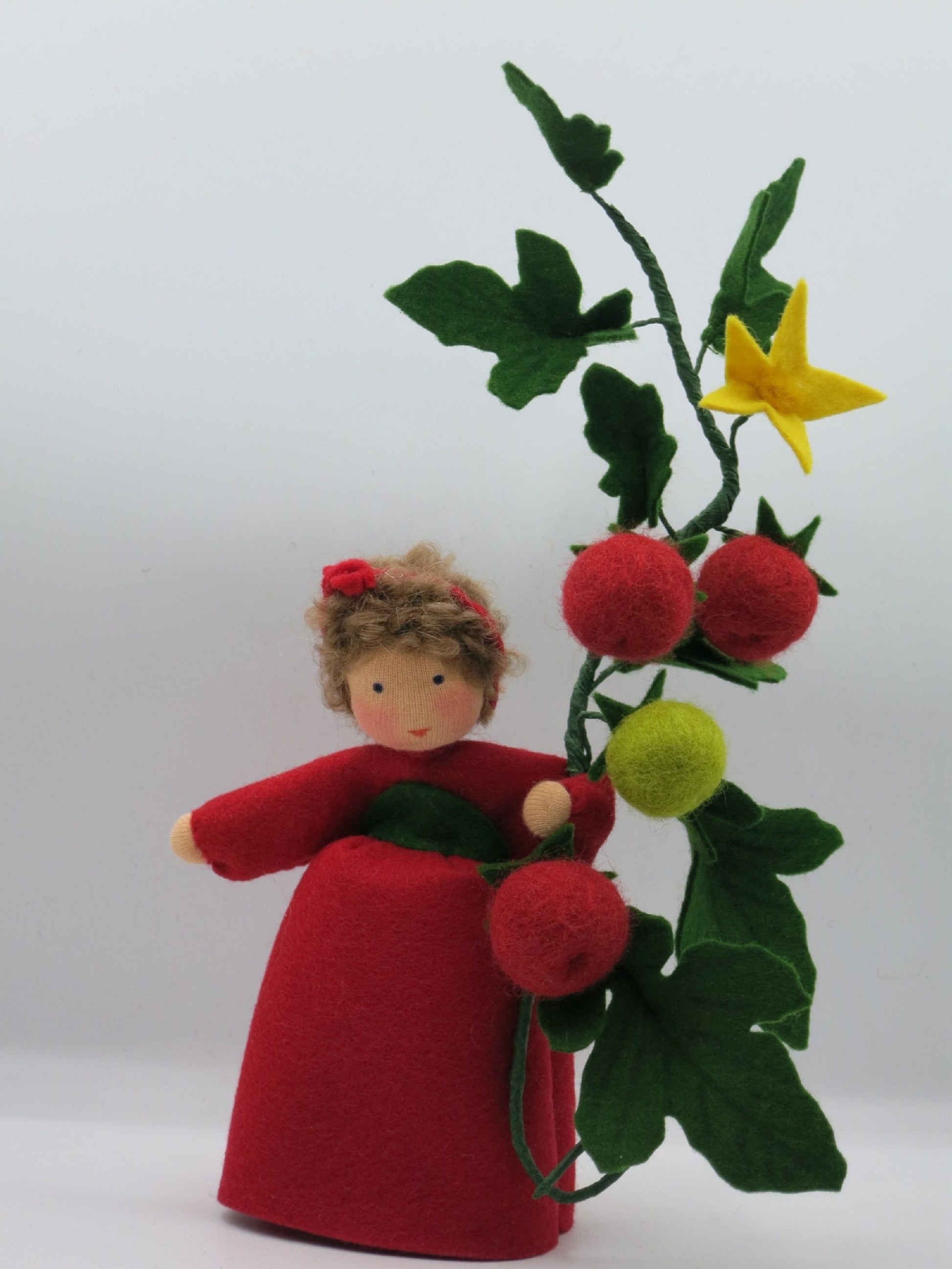 Tomaten-Blumenkind für den Sommer-Jahreszeitentisch