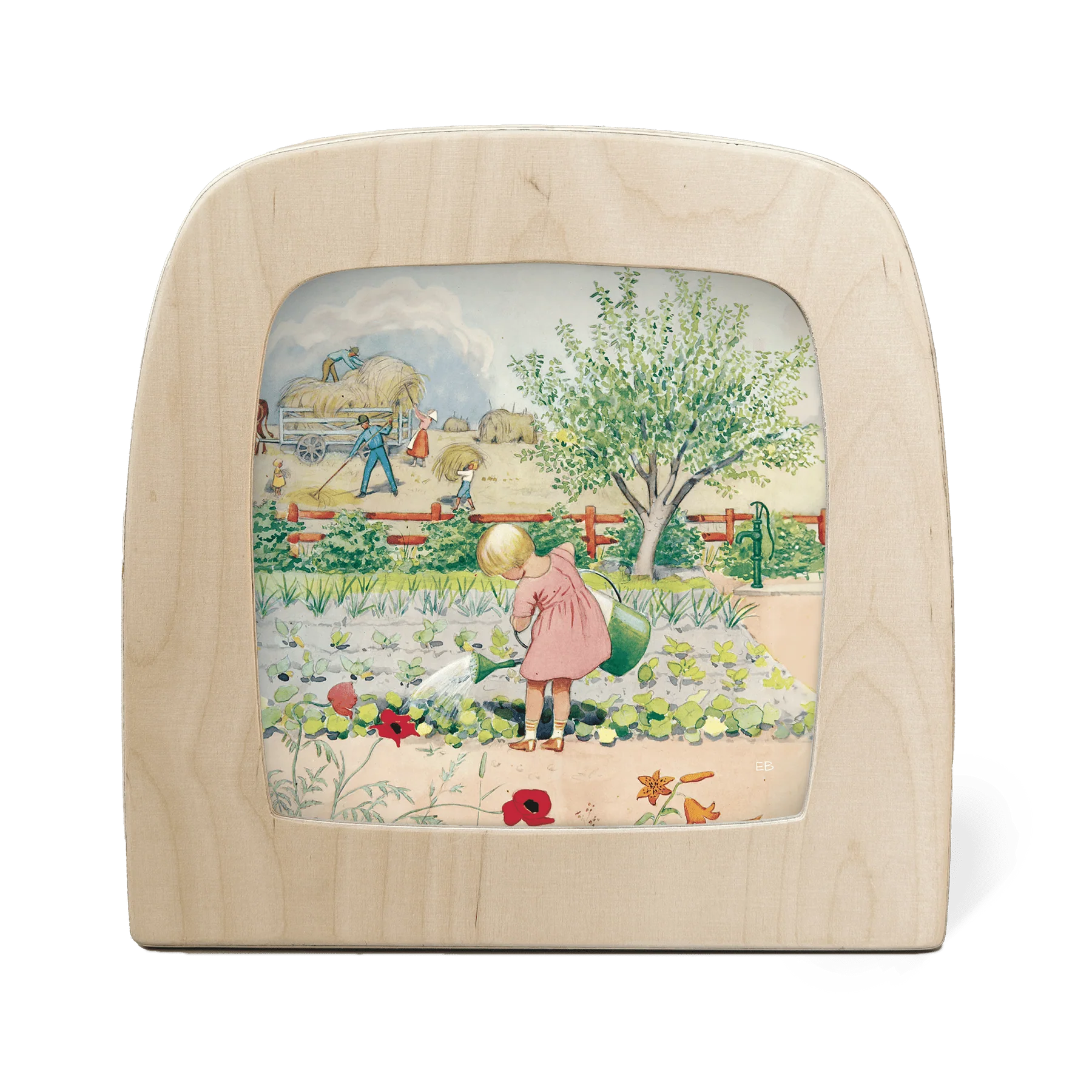 Toverlux Motiv Juli – Silhouette mit Mädchen beim Gießen im Garten und Heuernte im Hintergrund, Elsa Beskow