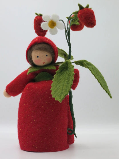 Walderdbeere Blumenkind, Waldorf Jahreszeitentisch Deko mit rotem gesprenkeltem Filzkleid