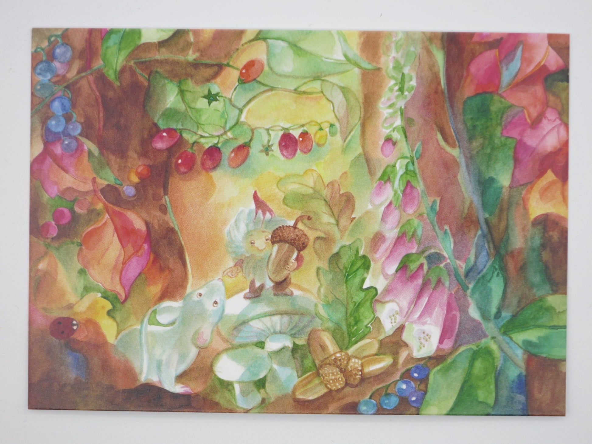 Postkarte Wie heißt du?: Waldbegegnung mit Fingerhut und Hagebutten, Marie Laure Viriot, Art. PKHE207