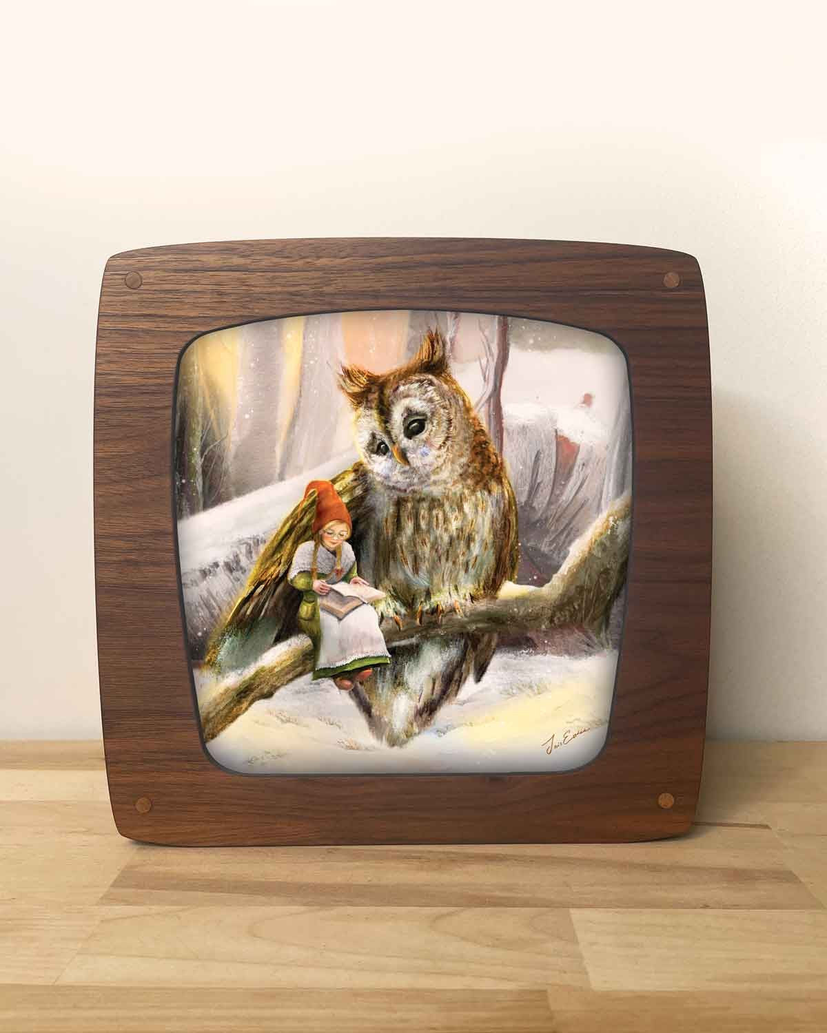 Winter Märchen Toverlux MO149: Wichtelmädchen und Eule lesen einträchtig ein Buch- Für die Magische Lampe